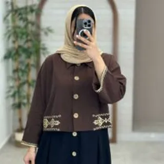 کت سرخپوست قهوه ای