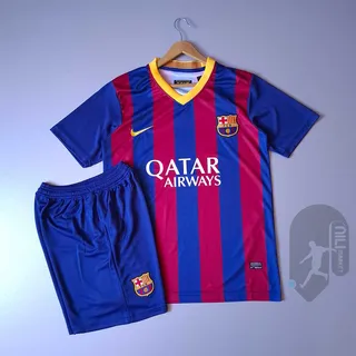 لباس کلاسیک اول بارسلونا ( ورژن هوادار -  فصل 2013 14) به همراه شورت ورزشی