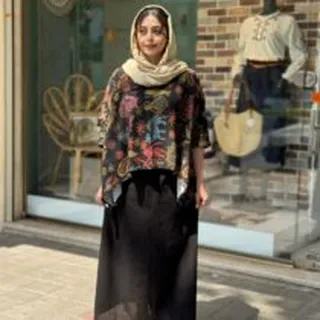 کراپ سایه سوزندوزی مشکی