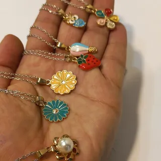 عمده گردنبند مذهبی الله و... بسیار جذاب باقیمت عالی بازنجیر نقره ای استیل رنگ ثابت (حداقل تعداد سفارش 5 عدد)