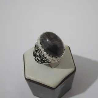 انگشتر عقیق مشکی با چشم سفید 