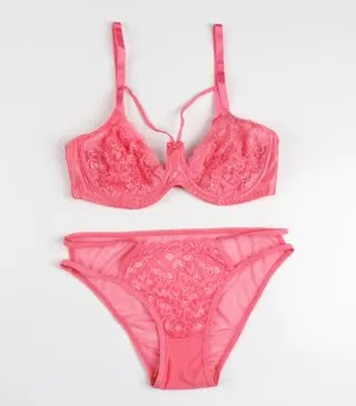 ست سوتین و شورت فنر دار کد 122118