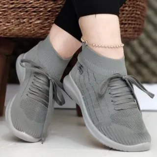 کتونی اسکیچرز ساقدار ۳۳۰۰۰۱۷۰