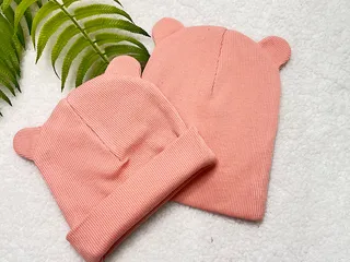 کلاه دو لایه  گرد گوش دار کبریتی نوزادی رنگ گلبهی