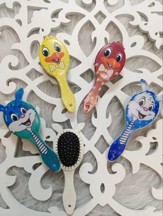 برس بچگانه رنگ بندی شاد