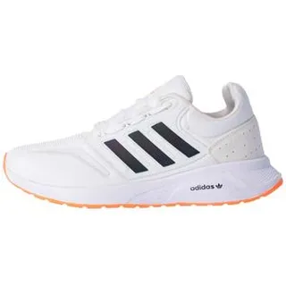 کفش پیادهروی مردانه از جنس پارچه، چرم مصنوعی، با زیره ترموپلاستیک پلی اورتان (TPU)، انعطافپذیر، دارای قابلیت ارتجاعی و گردش هوا، کاهشدهنده فشار وارده، مقاوم در برابر سایش، دارای کفی قابل تعویض، مدل superpower کد wht01