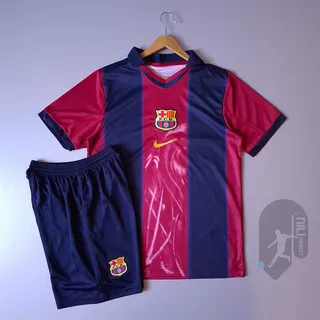 لباس بارسلونا طرح ترویس اسکات به همراه شورت ورزشی