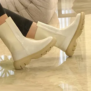 کفش بوت زنانه مدل Stradivarius Flat Ankle Boots - BTCr91