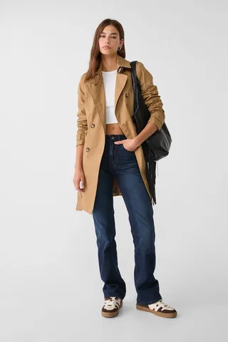 <span class="text-styled__StyledSpan-sc-d280c10c-1 dvOaRP">Stradivarius< span>ترنچ کت کوتاه