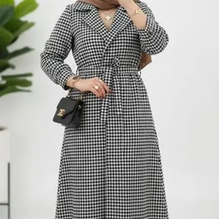 مانتو زنانه طرح اریا