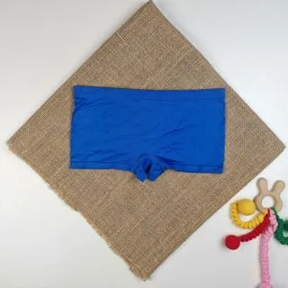 شورت طرح آبی پررنگ