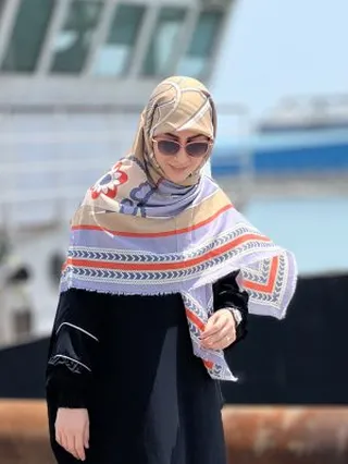 روسری نخ پنبه حاشیه یاسی