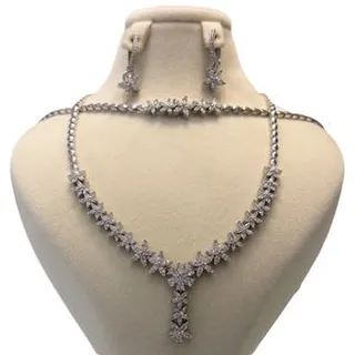 نیم ست نقره زنانه مدل گل مارکیز دار روکش طلا 4-21