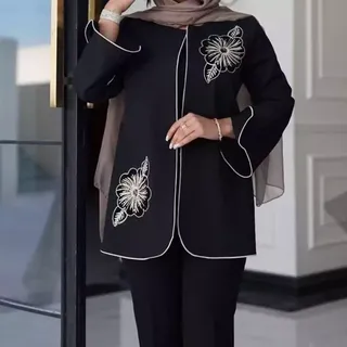 کت مزونی نیکا جنس مازراتی با خرجکار گلدوزی شده