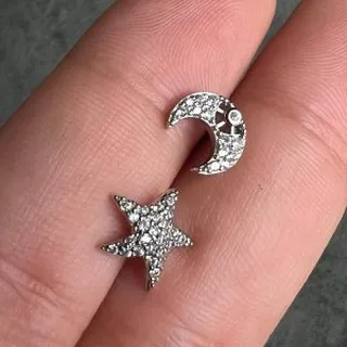 پیرسینگ جواهری طرح ماه و ستاره