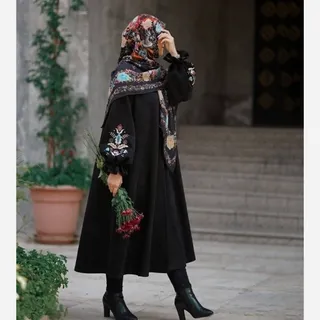 مانتو بلند مشکی مجلسی مدل گلاریس مازراتی تویست درجه یک 