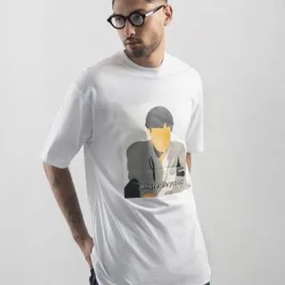 تیشرت یقه گرد سفید طرح خسرو | آرنیه