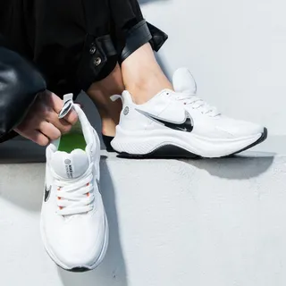 کفش ورزشی Nike زنانه سفید مدل Taban