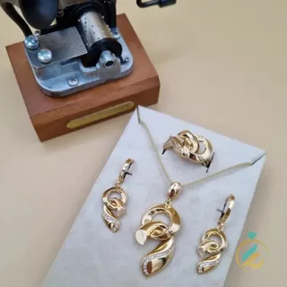 ربع ست نگین دار آلتین