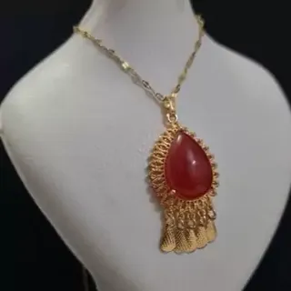گردنبند عقیق زنانه اشکی آویزدار