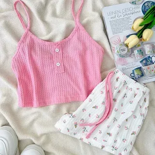 ست نیم تنه شلوارک گل ریز کد۵۸۶۸