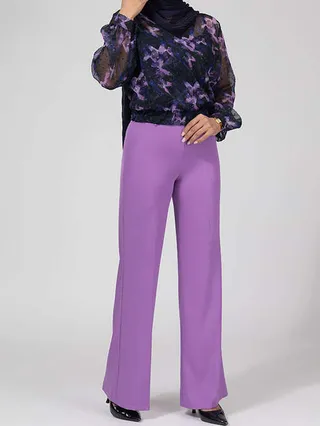 بلوز زنانه حریر طرح دار یقه هفت و هشتی کمرکش کژوال پونه 100 یاسی