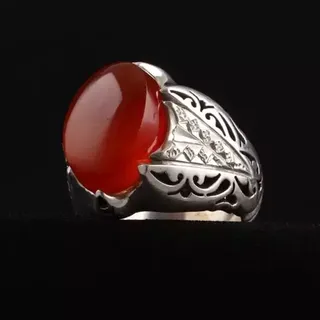 انگشتر نقره مردانه عقیق یمنی دستساز  استاد عظیمی اصل ( انگ�شتر دستساز )