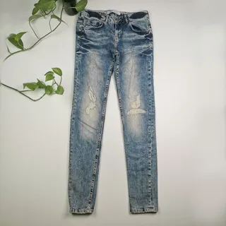 شلوار دخترانه جذب برند Bershka طرح زاپ دار آبی رنگ – سایز 36