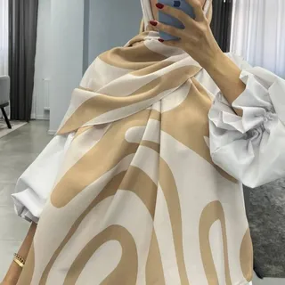 شال کرمی طرح مارپیچ