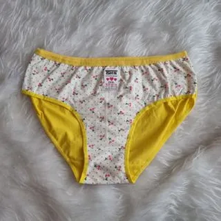 شورت زنانه نخی ضد حساسیت طرح گیلاس سایز xxxl کد 03